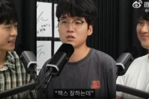 Blank：在RNG条件很恶劣 说给很多钱 但要画饼要么3年合同捆绑