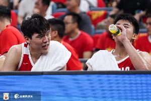 媒体人：王俊杰和杨瀚森都难受&有点急 后者效果真不一定有徐昕好